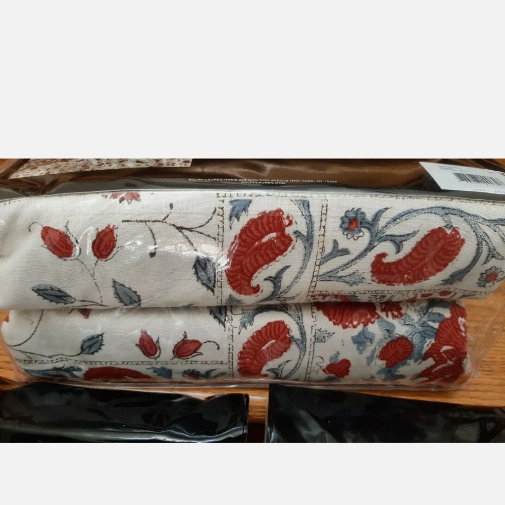 Ralph Lauren Kelsey Full Queen duvet set and Euro shams 5 piece MSRP $500 - Picture 9 of 11